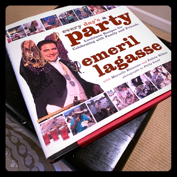 Emeril Lagasse Cookbook Every Day’s a Party - Picture 1 of 5